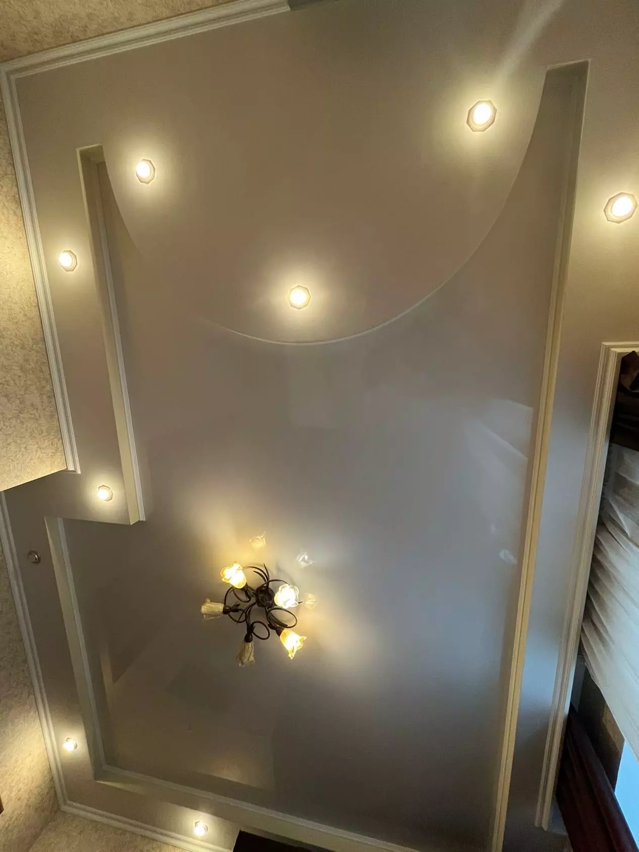 Астрахань, Яблочкова, 36, фото 1